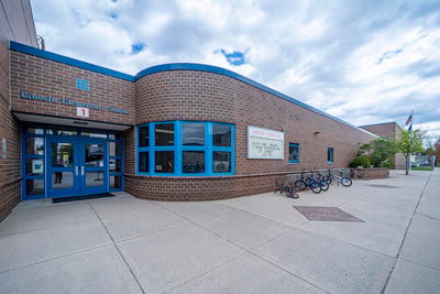 Font of Lincoln Elementary School